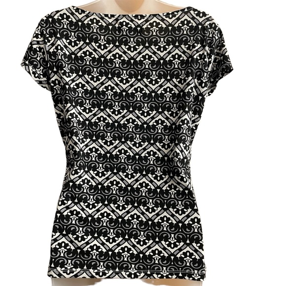 Geoffrey Beene Sport Women's Gray White Black Paisley Short Sleeve Blouse Size M - Picture 3 of 10
